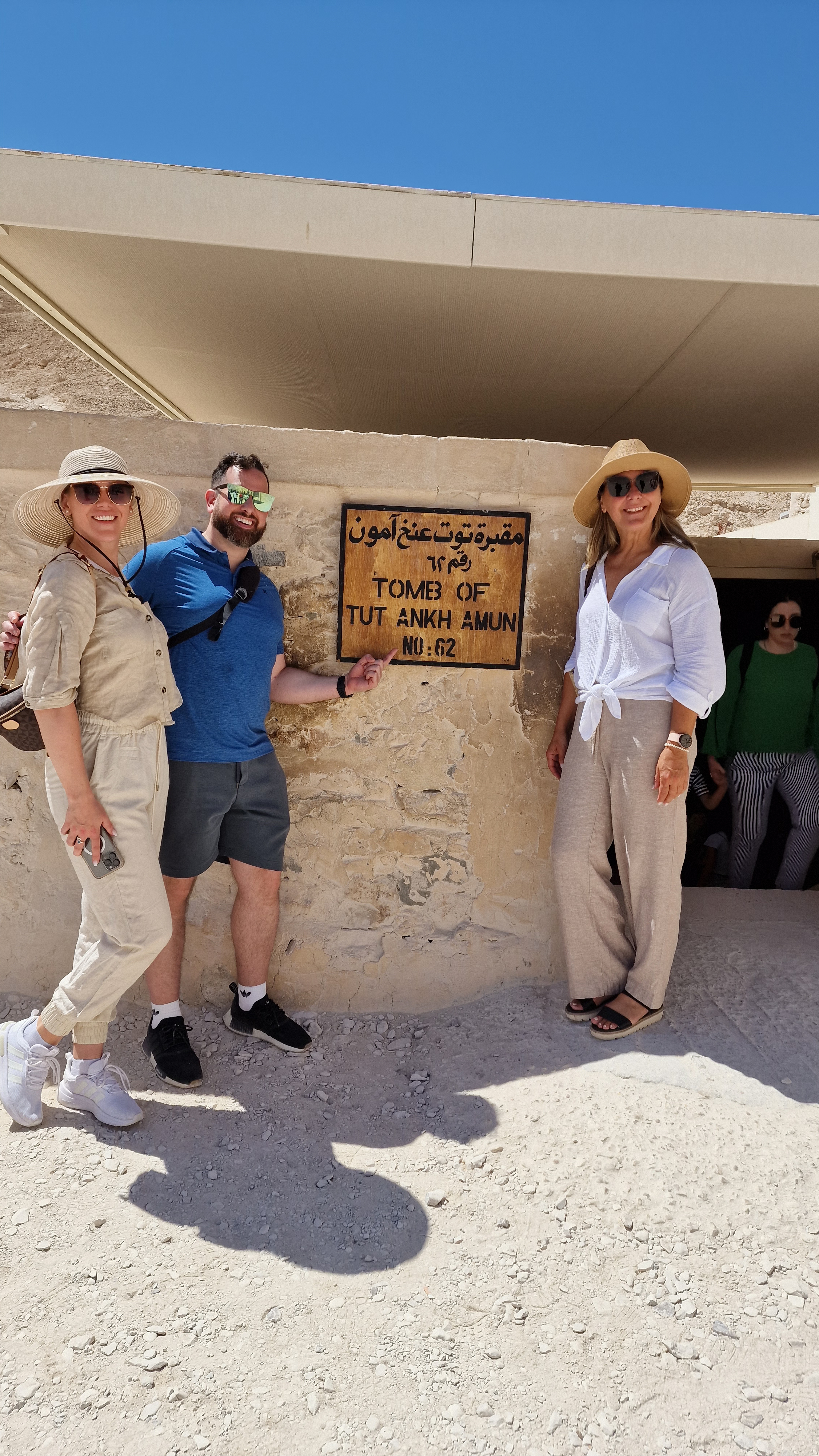 Luxor Airport to East Bank